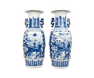 Set de 2 jarrones chinos de porcelana pintados a mano – blanco y azul