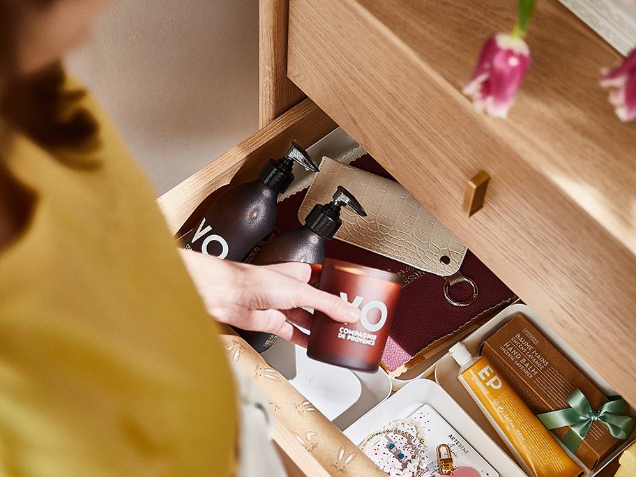 Must-have: (Oster-)Geschenke-Schublade