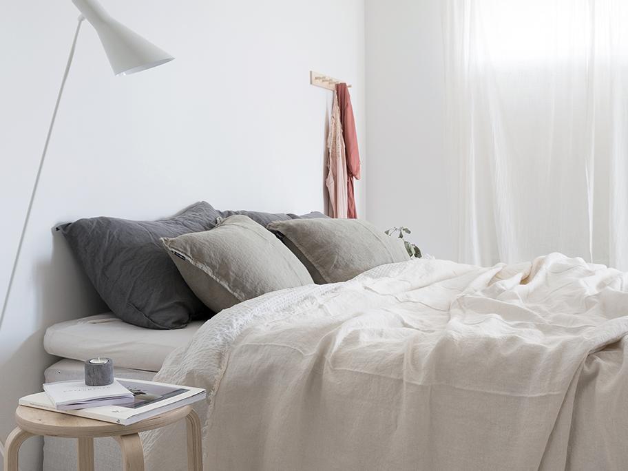 Une chambre au pur style minimaliste