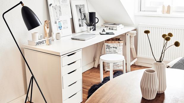 Entspanntes Home Office Cleaner Chic Furs Arbeitszimmer Westwing